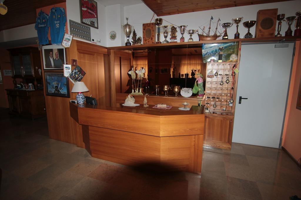 Albergo Trieste Tambre d'Alpago Luaran gambar