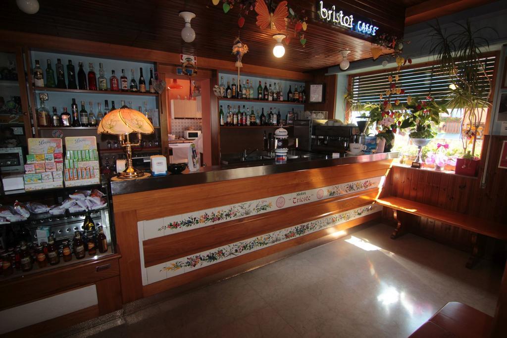 Albergo Trieste Tambre d'Alpago Luaran gambar